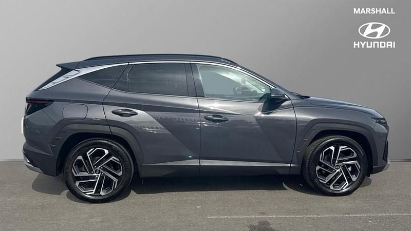 Used Hyundai Tucson Ultimate 252 HP (185 kW) 2025 Ecotrnc gry prl SUV