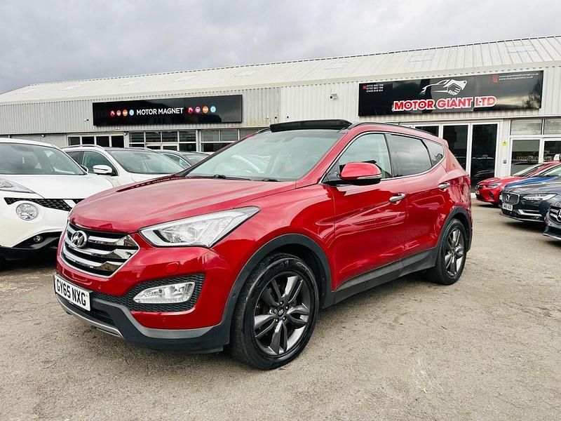 Red Used 2015 Hyundai Santa Fe Premium SE SUV | £8,675 (Good price) - Image 1/4