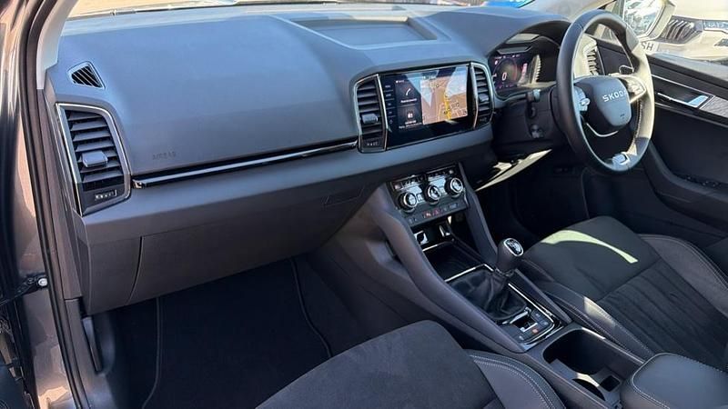 Used Skoda Karoq SE L 150 HP (110 kW) 2025 Graphite grey SUV