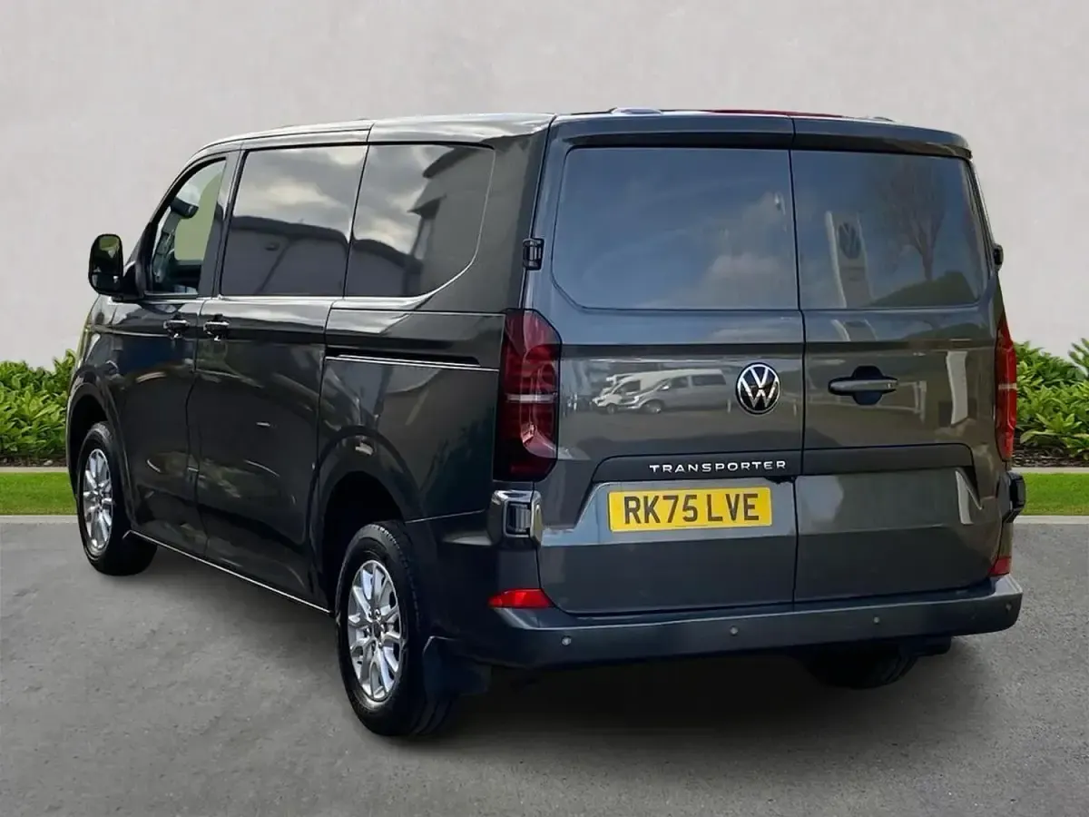 Usado VW Transporter Pro 2025 Cinzento Van