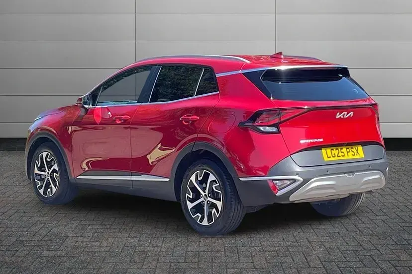 Used Kia Sportage 157 HP (115 kW) 2025 Red SUV
