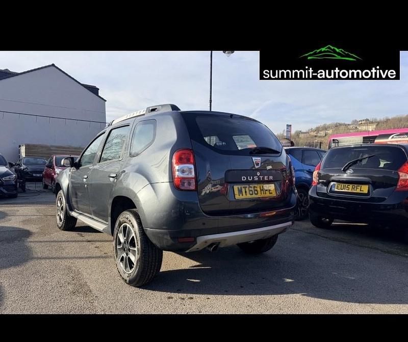 Used Dacia Duster Prestige 125 HP (91 kW) 2016 Grey SUV