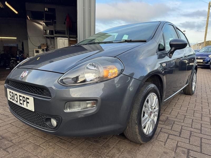 Used Fiat Punto Easy 69 HP (50 kW) 2013 Grey Hatchback