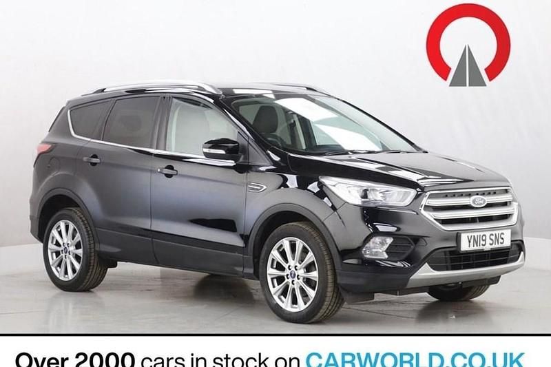 Used Ford Kuga Titanium 150 HP (110 kW) 2019 Black SUV