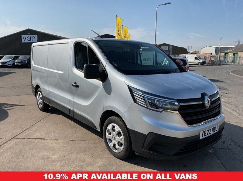 Grey Used 2022 Renault Trafic Business Van | £13,995 (Super price) - Image 1/3
