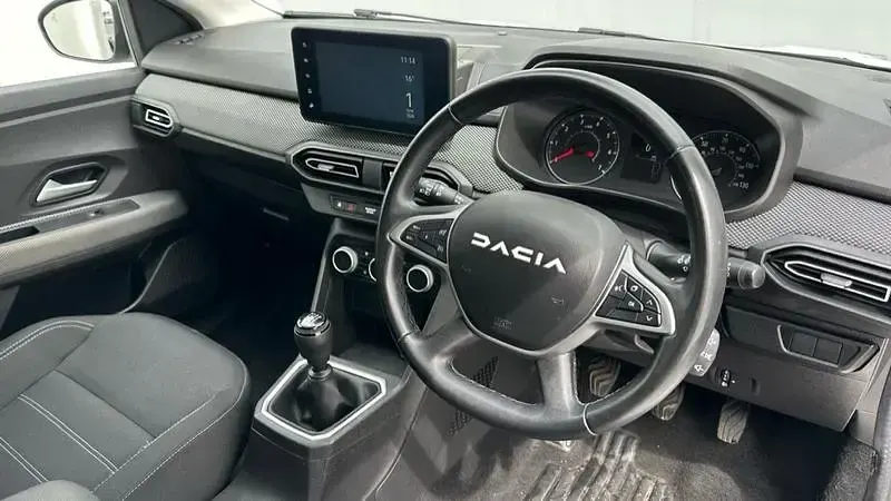 Used Dacia Jogger Expression 110 HP (80 kW) 2023 White MPV
