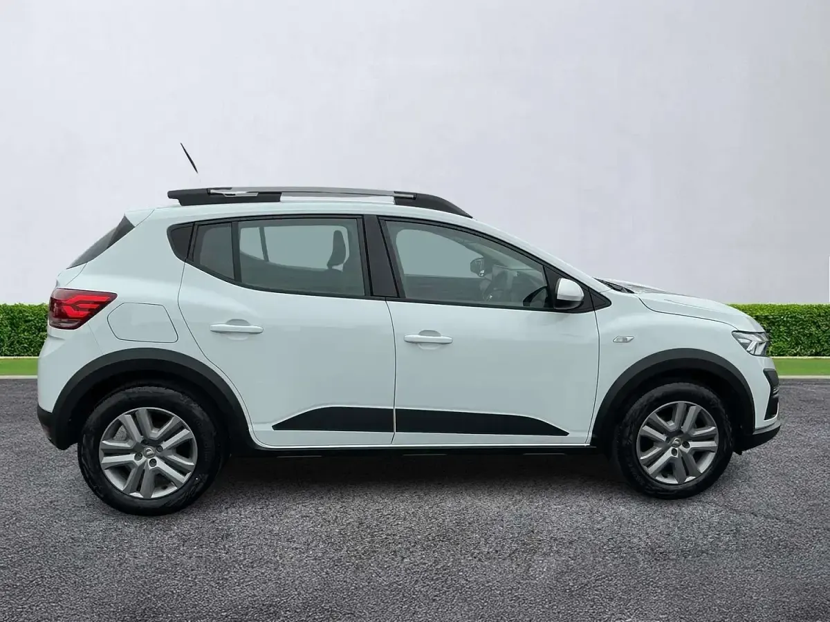 Used Dacia Sandero Comfort 2022 White Hatchback