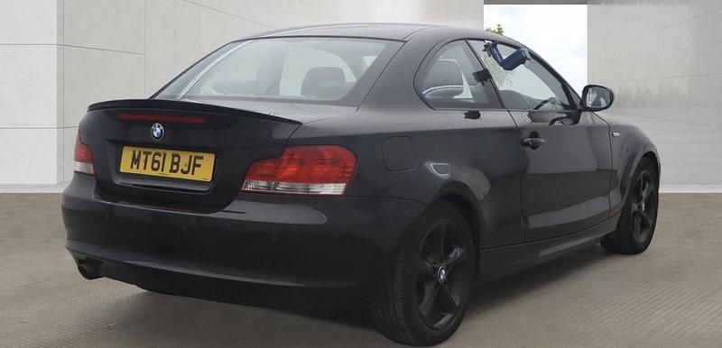 Used BMW 120 Coupé 2011 Black Coupe