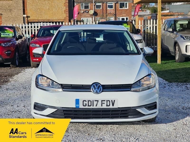 Used VW Golf VII S 85 HP (62 kW) 2017 White Hatchback