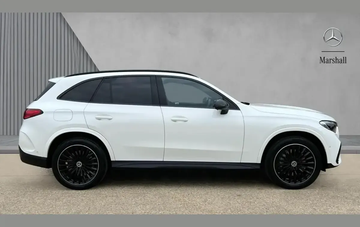 Used Mercedes GLC300 Urban 308 HP (226 kW) 2025 White SUV