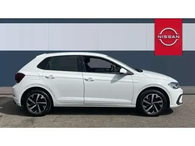 Used VW Polo R-line 95 HP (69 kW) 2025 Red Hatchback