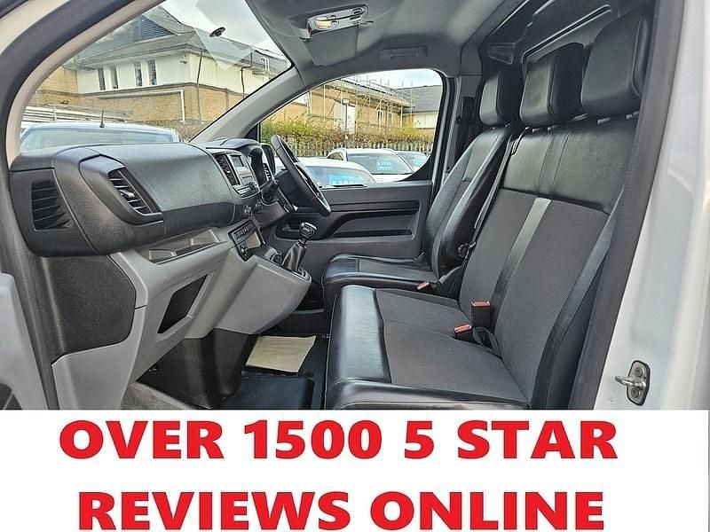 Used Citroën Dispatch 2019 White MPV