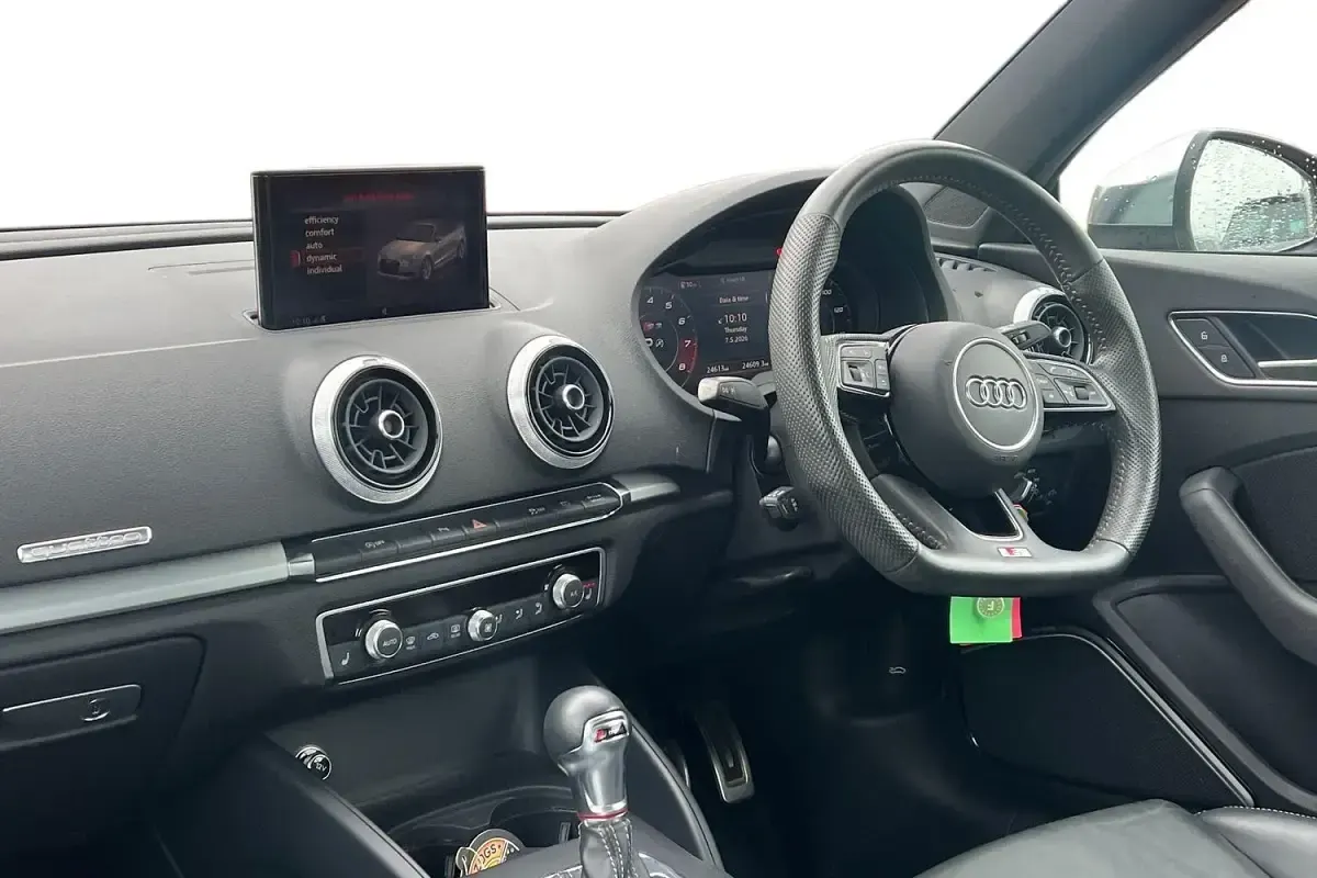 Begagnad Audi A3 Cabriolet Comfort 220 HK (161 kW) 2019 Svart Cab