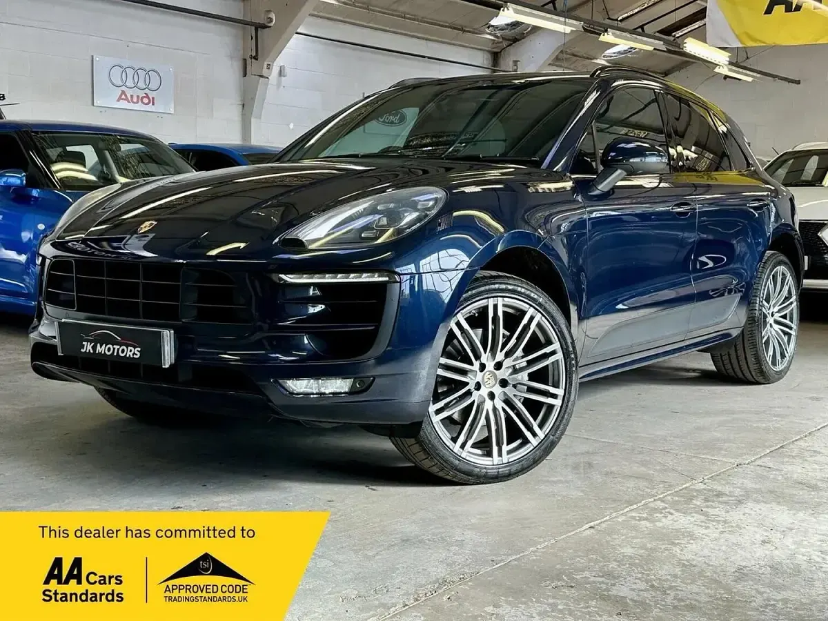 Used Porsche Macan S Diesel 2016 Blue SUV