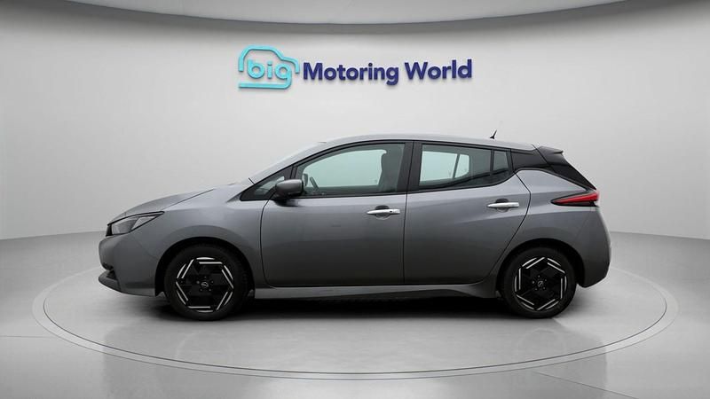 Used Nissan Leaf Acenta 110 kW (150 HP) 2022 Grey Hatchback