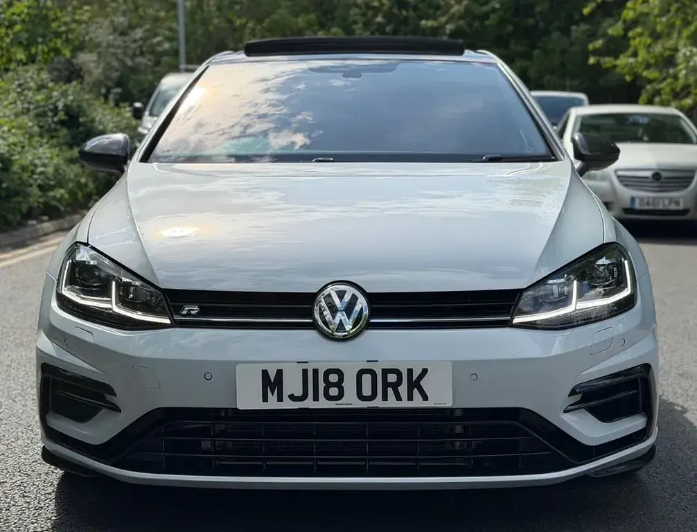 Used VW Golf VII R 2018 Silver Hatchback