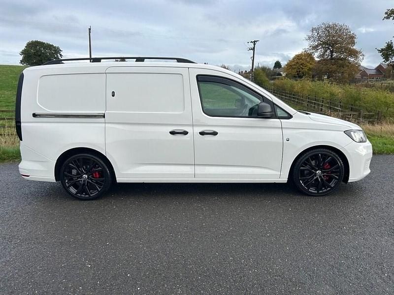 White Used 2021 VW Caddy Maxi S MPV | £14,500 (Fair price) - Image 1/4
