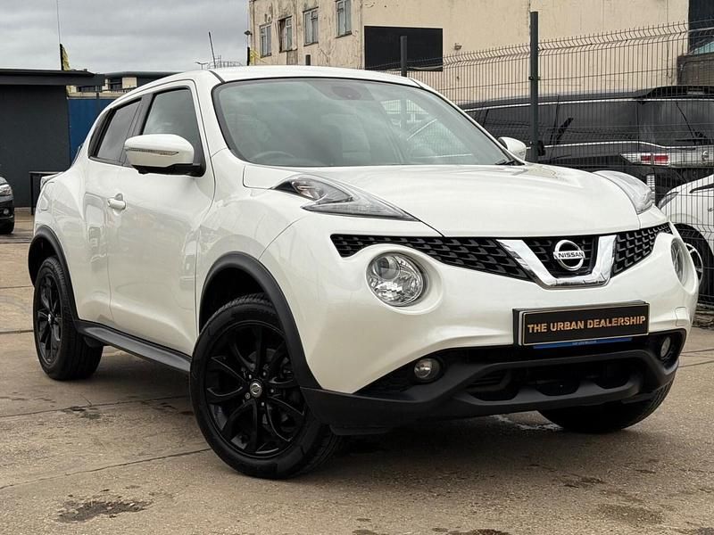 Used Nissan Juke Tekna 2017 White SUV