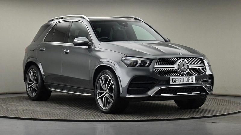 Selenite gray metallic finish Used 2019 Mercedes GLE350 AMG line SUV | £37,500 (A bit pricey) - Image 1/4