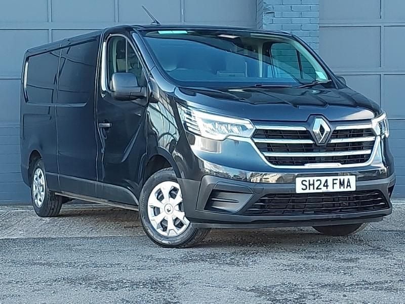 Black Used 2024 Renault Trafic Van | £17,998 (Fair price) - Image 1/4