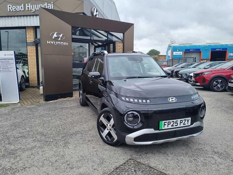 Black Used 2025 Hyundai Inster Hatchback | £22,500 (Expensive) - Image 1/4