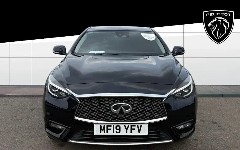 Used Infiniti Q30 Luxe 122 HP (89 kW) 2019 Hatchback