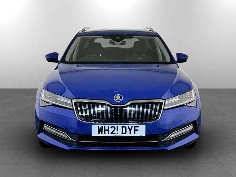 Used Skoda Superb LAURIN & KLEMENT 218 HP (160 kW) 2021 Blue Estate