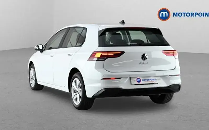 Used VW Golf VIII Life 116 HP (85 kW) 2023 White Hatchback