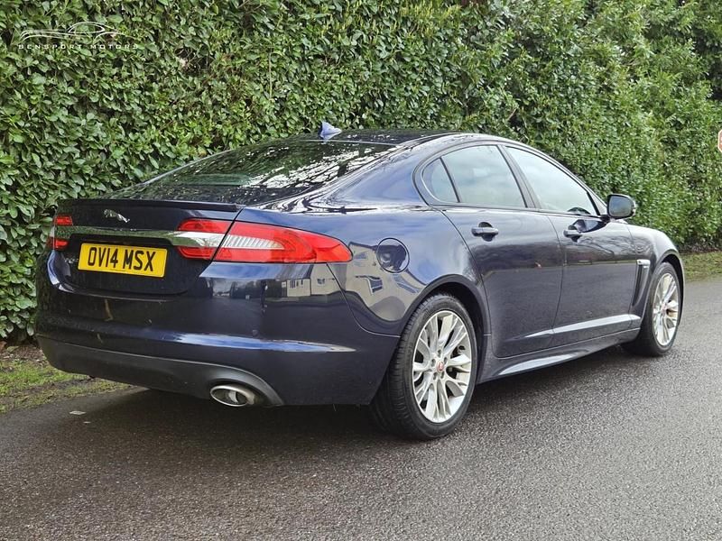 Used Jaguar XF R-Sport 200 HP (147 kW) 2014 Blue Sedan