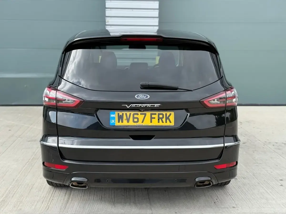 Używany Ford S-MAX Vignale 210 KM (154 kW) 2017 Czarny Minivan