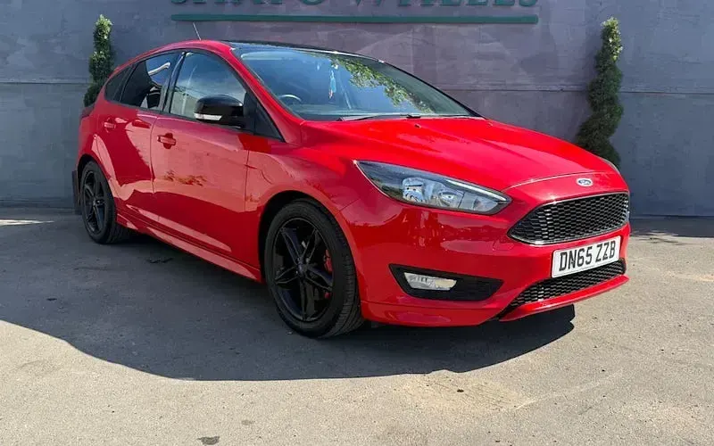 Used Ford Focus Zetec 182 HP (133 kW) 2016 Hatchback