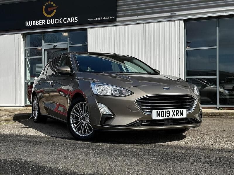 Used Ford Focus Titanium X 125 HP (91 kW) 2019 Silver Hatchback