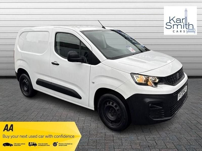 White Used 2020 Peugeot Partner Van | £8,499 (Fair price) - Image 1/4