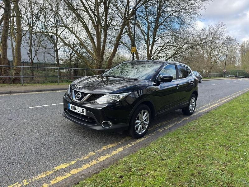 Used Nissan Qashqai Acenta Premium 2014 Black SUV