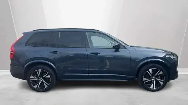 Used Volvo XC90 Plus 247 HP (181 kW) 2022 Blue SUV