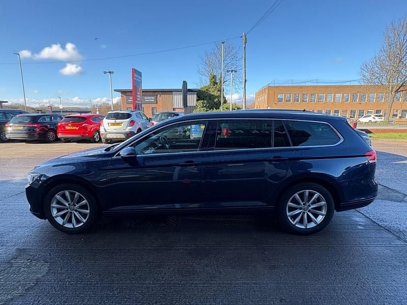 Used VW Passat Business 2015 Havard blue Estate