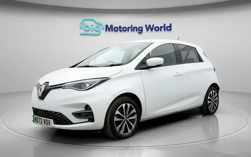 Used Renault Zoe GT-Line 100 kW (136 HP) 2022 White Hatchback