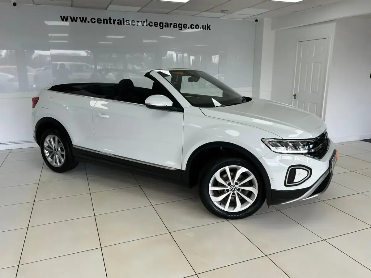 Usado VW T-Roc Cabriolet Style 150 CV (110 kW) 2023 Blanco Descapotable
