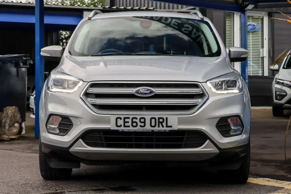 Used Ford Kuga Titanium 150 HP (110 kW) 2019 Silver SUV