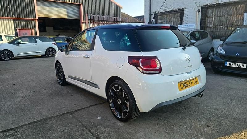 Used Citroën DS3 2013 White Hatchback