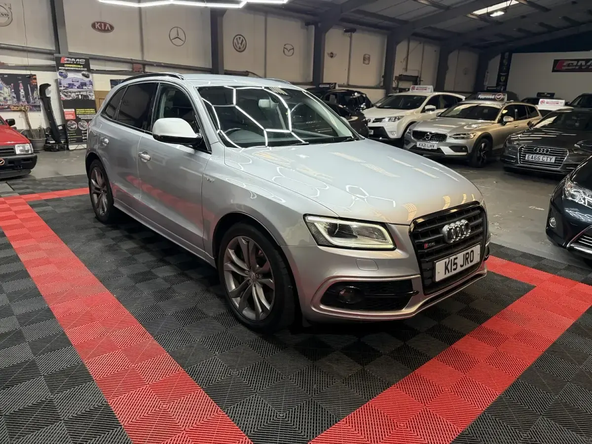 Used Audi SQ5 Comfort 2015 Silver SUV