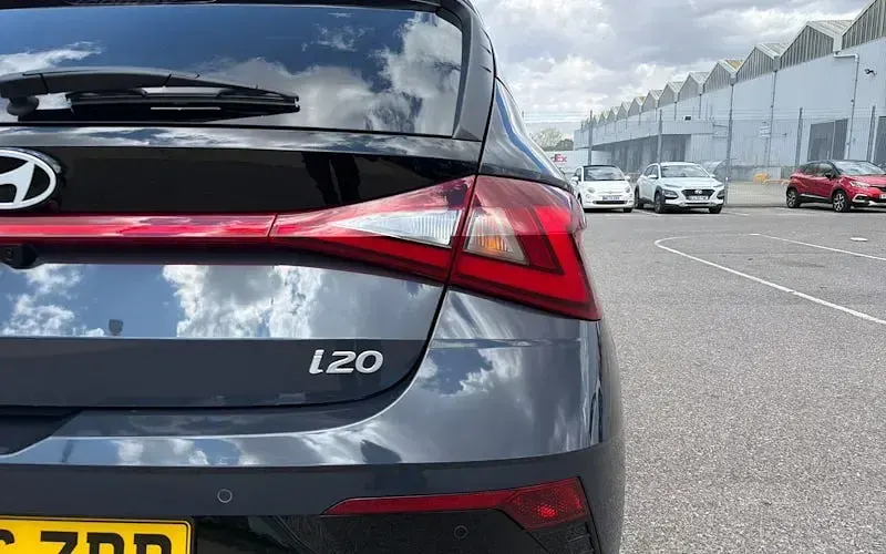 New Hyundai i20 90 HP (66 kW) 2026 Grey Hatchback