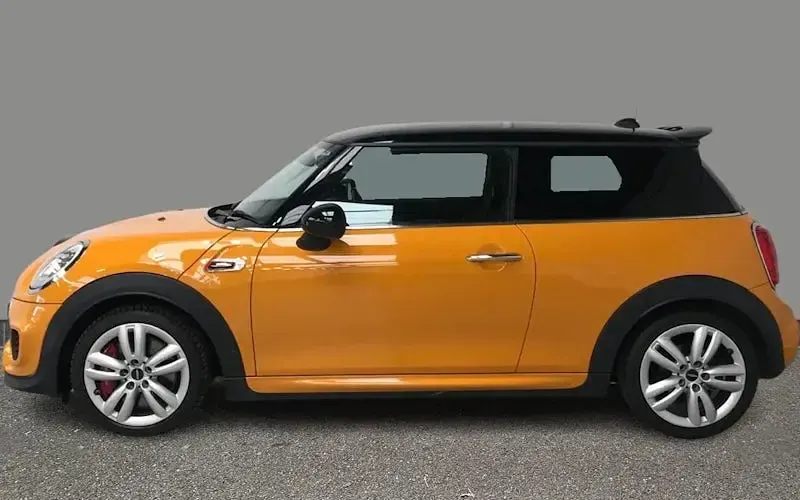 Used Mini John Cooper Works Hatch 231 HP (169 kW) 2017 Orange Hatchback