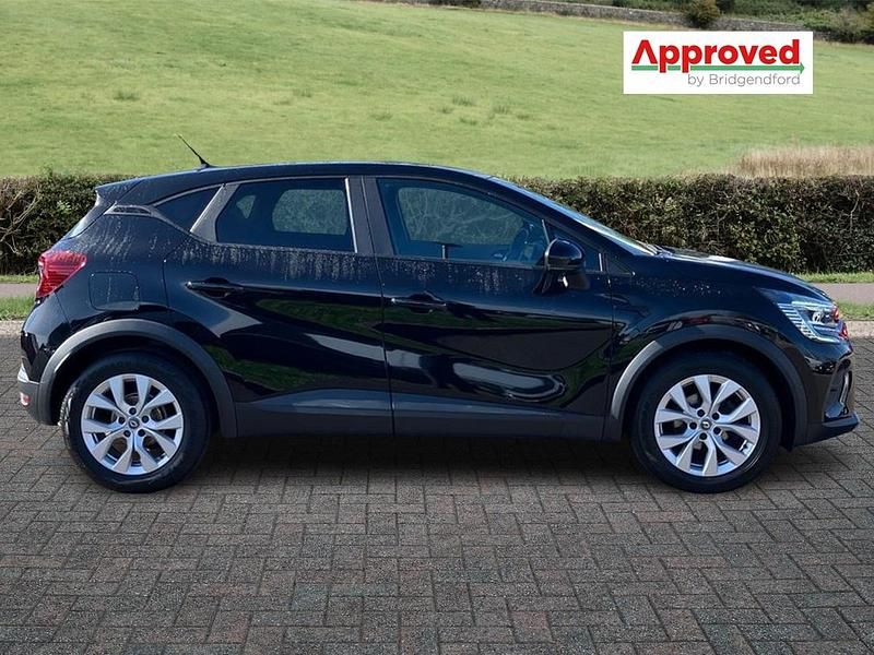 Used Renault Captur Iconic 2021 Black SUV