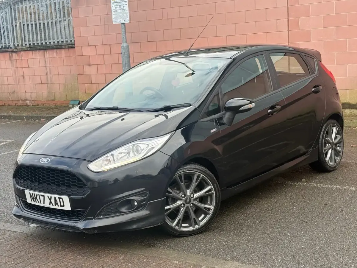 Usado Ford Fiesta ST-Line 2017 Preto Citadino