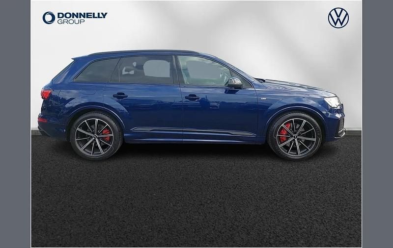 Usado Audi Q7 Black Edition 286 CV (210 kW) 2020 Azul SUV