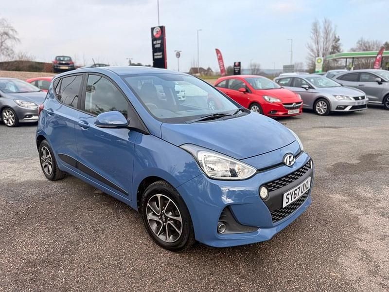 Used Hyundai i10 Premium 2017 Blue Hatchback