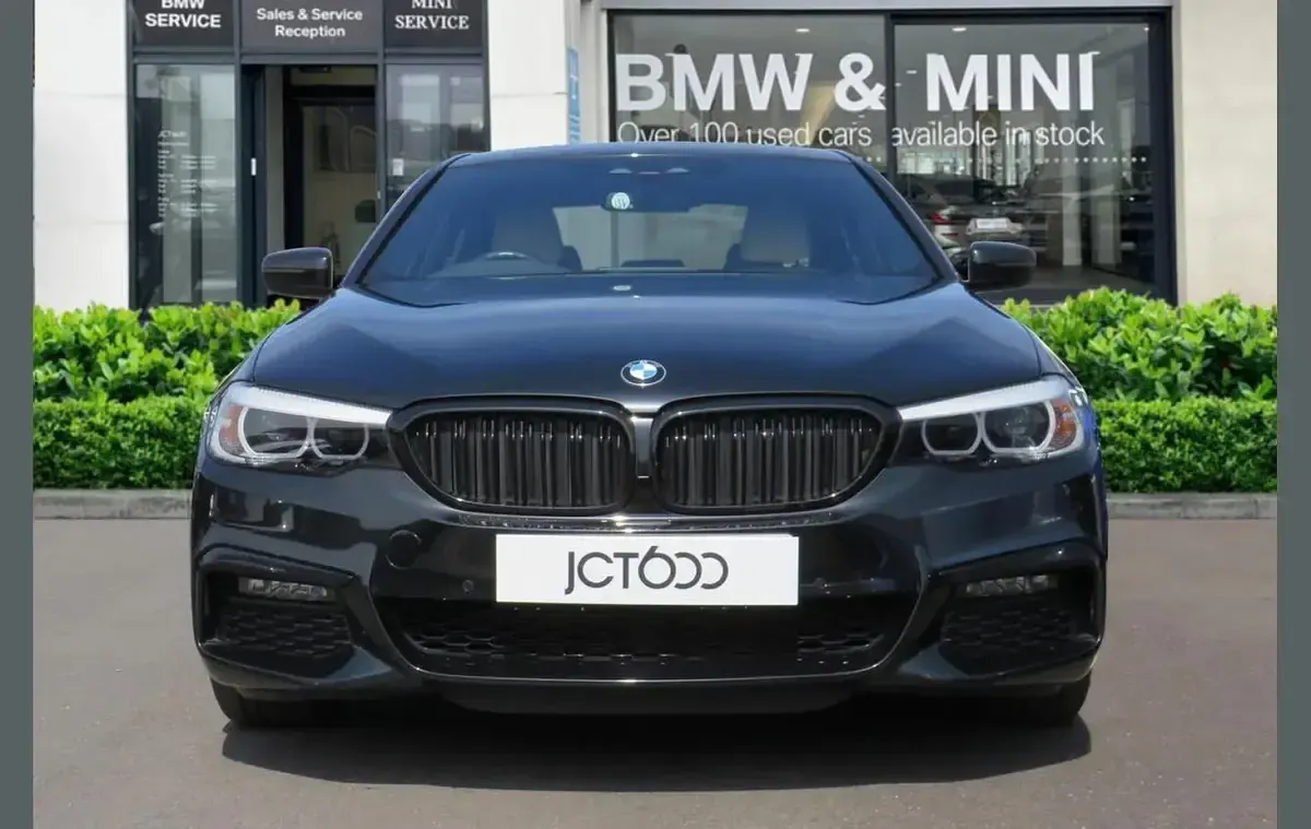 Used BMW 520 M Sport 187 HP (137 kW) 2020 Black Sedan