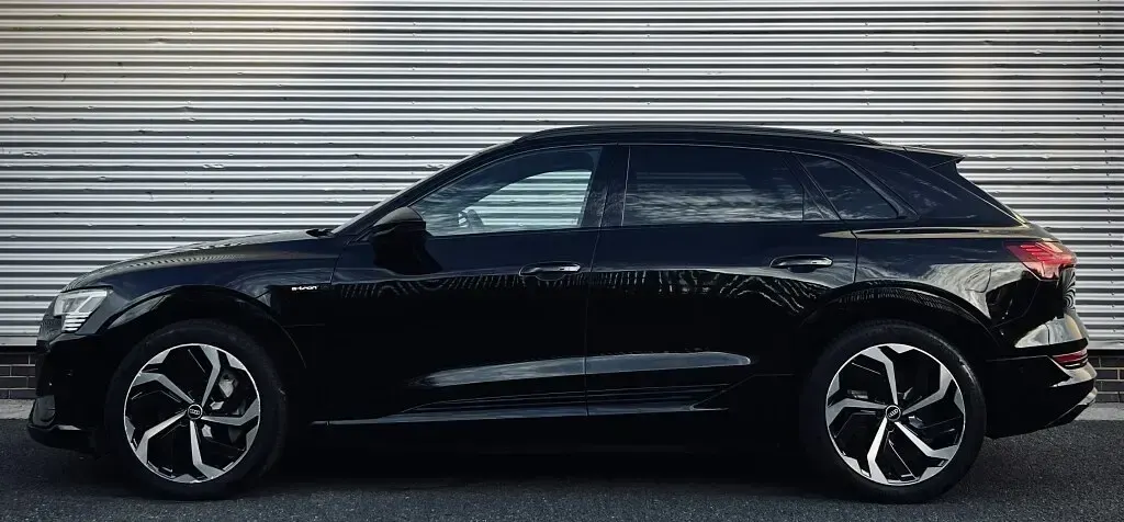 Used Audi e-tron Black Edition 230 kW (313 HP) 2021 Black SUV