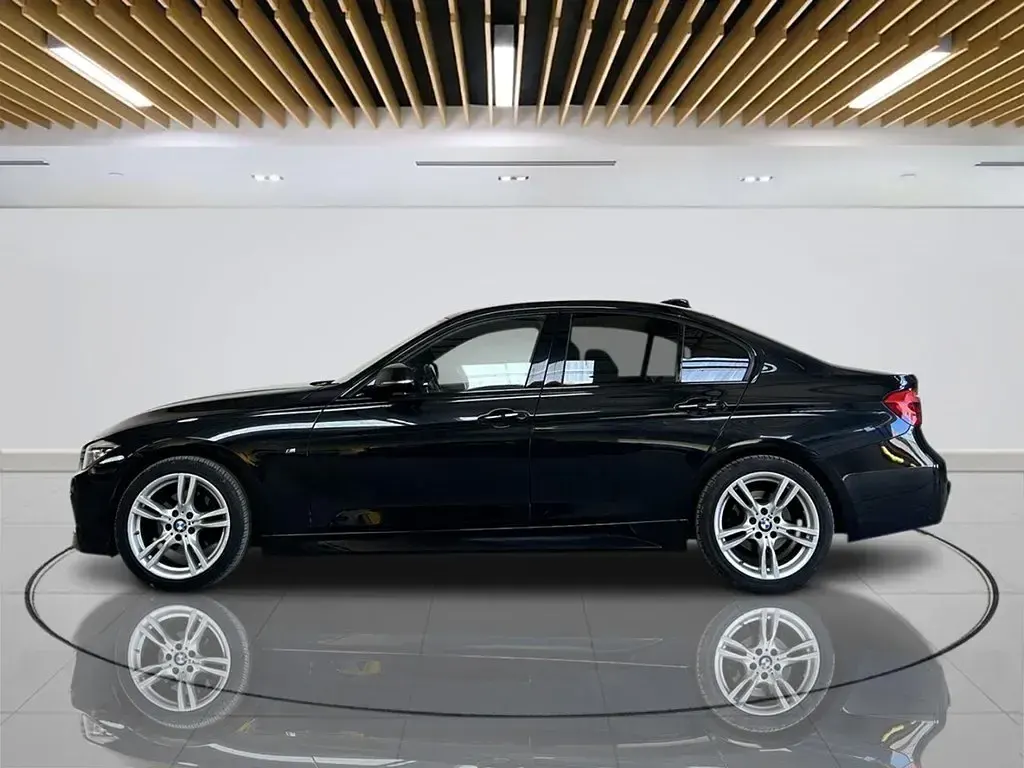 Używany BMW 320 M Sport 190 KM (139 kW) 2018 Czarny Sedan/Limuzyna